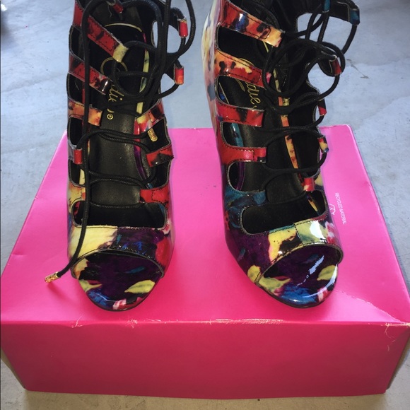 Colorful heels - Picture 2 of 4